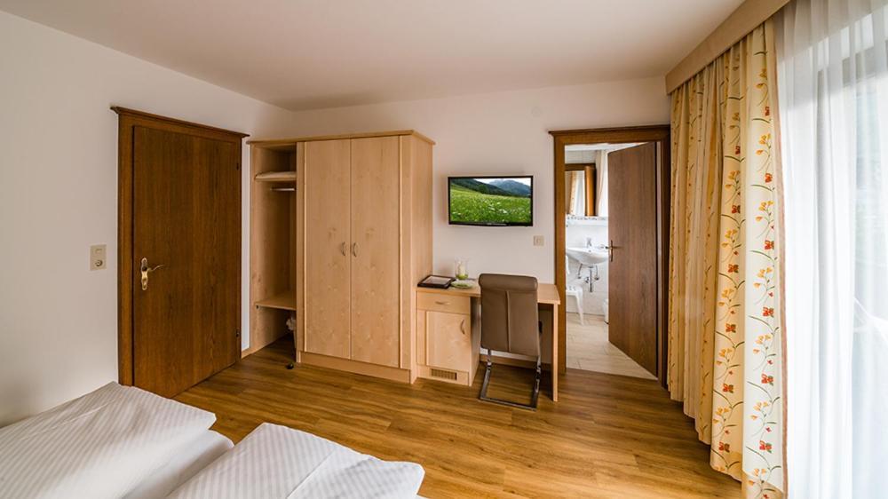 Pension Und Appartement Weinschreiber Rauris Εξωτερικό φωτογραφία