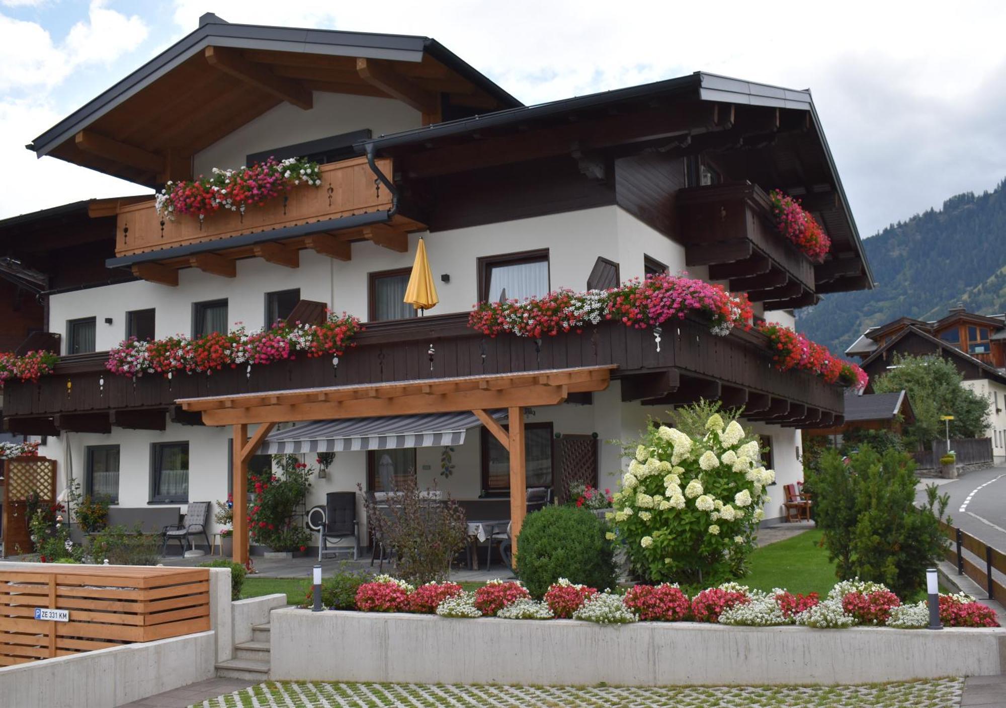 Pension Und Appartement Weinschreiber Rauris Εξωτερικό φωτογραφία