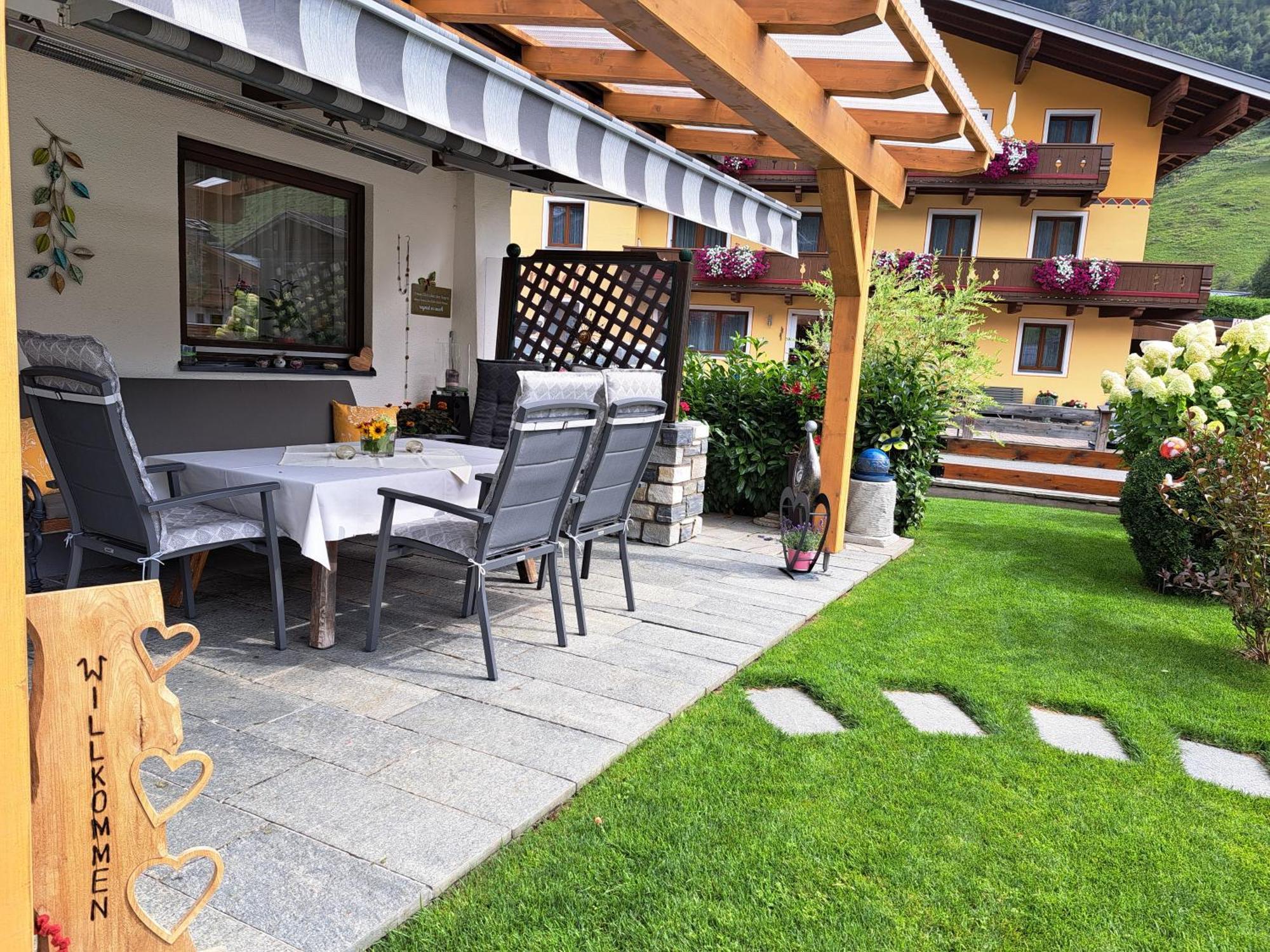 Pension Und Appartement Weinschreiber Rauris Εξωτερικό φωτογραφία